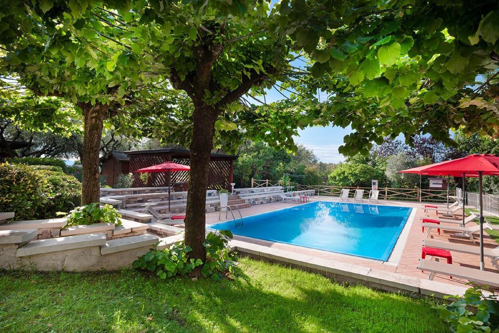 Olea Dei Holiday Apartments San Felice del Benaco Exterior foto